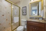 King Ensuite Bathroom